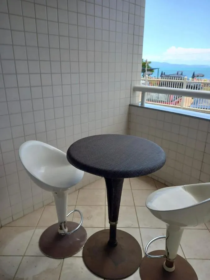 Apartamento Pe Na Areia, 5 Pessoas, Garagem, Ar Condicionado, Wi-Fi, Pet Friendly Apartment Florianopolis