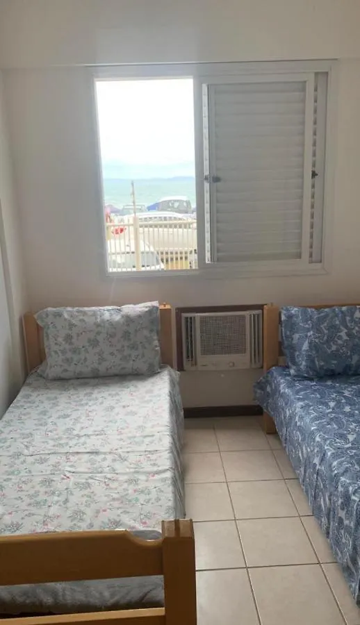 Apartamento Pe Na Areia, 5 Pessoas, Garagem, Ar Condicionado, Wi-Fi, Pet Friendly Apartment Florianopolis